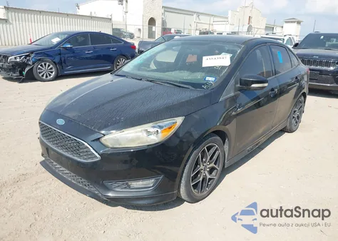 2015 Ford Focus Se z USA, uszkodzony, nr VIN 1FADP3FE8FL334095